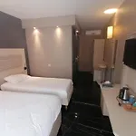 Hotel Kyriad Toulouse Sud - Roques (Haute-Garonne)