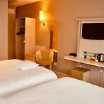 Hotel Kyriad Toulouse Sud - Roques (Haute-Garonne)