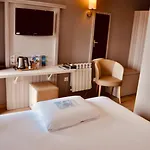 Kyriad Toulouse Sud - Roques (Haute-Garonne)