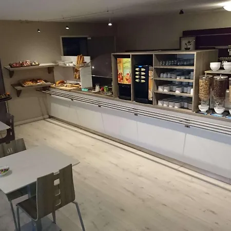 Kyriad Toulouse Sud - Hotel 3*