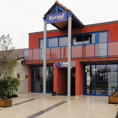 Kyriad Toulouse Sud - 3* Roques (Haute-Garonne)
