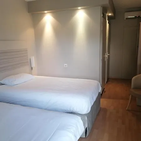 Hotel Kyriad Toulouse Sud - Roques (Haute-Garonne)