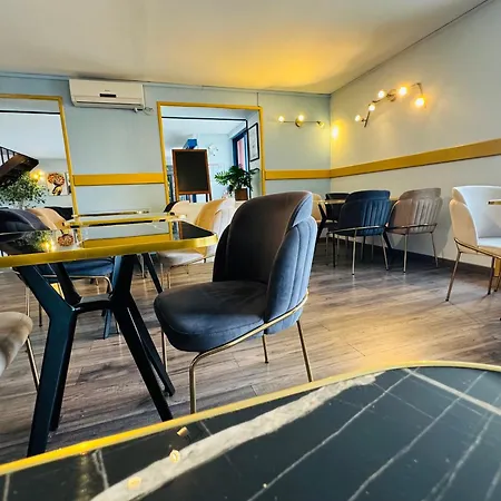 Kyriad Toulouse Sud - 3* Roques (Haute-Garonne)