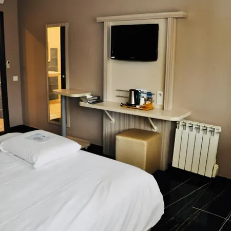Kyriad Toulouse Sud -