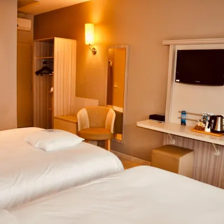 Hotel Kyriad Toulouse Sud - Roques (Haute-Garonne)