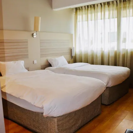 Kyriad Toulouse Sud - Hotel 3*