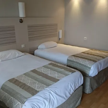 Szálloda Kyriad Toulouse Sud - 3*