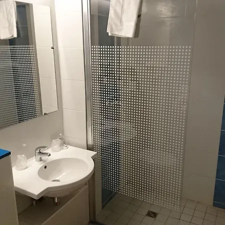 Hotel Kyriad Toulouse Sud - Roques (Haute-Garonne)